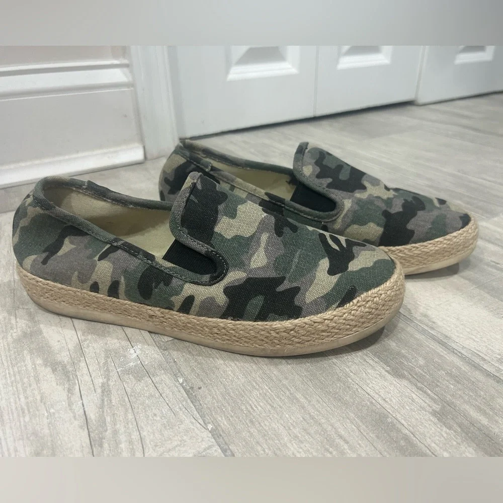 Esprit Women’s Camo Slip-On Espadrille - Green, Black, Tan